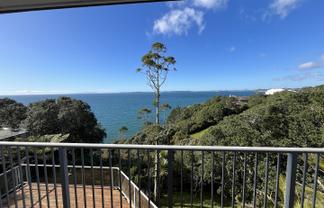 10 Sykes Avenue , Hatfields Beach