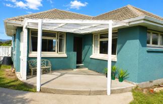 6 Sandra Street, South New Brighton