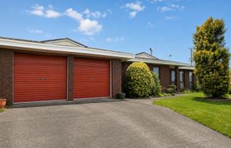 126 Peakes Road, Springvale