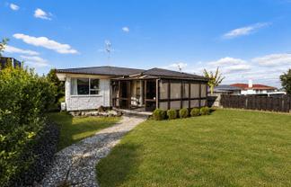 38 Thompson Terrace, Manurewa