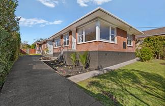 1/229 Glenfield Road,, Hillcrest