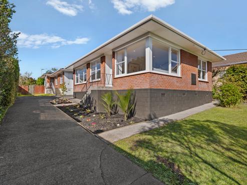 1/229 Glenfield Road, Hillcrest