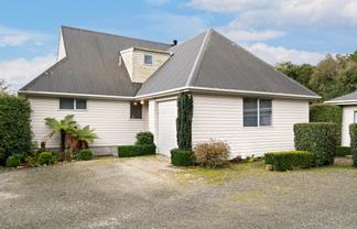 70 Haven Street, Moeraki