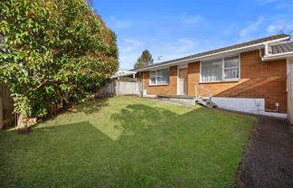 2/13 Lavas Place, Mount Wellington