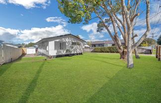 1/21 Woodside Road, Massey