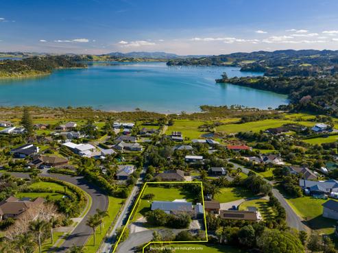 36 Kiteone Road, Parua Bay