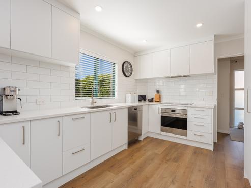 4 Midshipman Court, Gulf Harbour