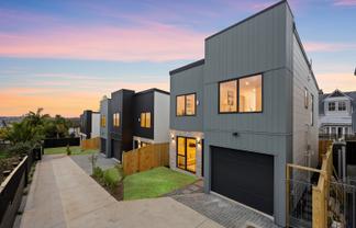 44 Bradbury Road, Botany Downs