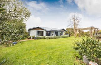 8 Oranga Lane, Feilding