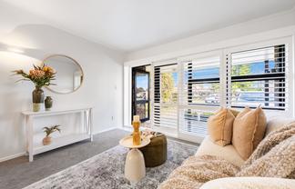 16/327 Hobsonville Road, Hobsonville