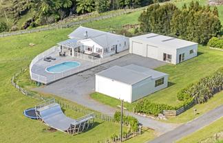 213 Timaru Road Upper, Pitone