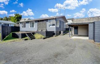 26B Knightsbridge Place, Dinsdale