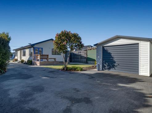 146 Estuary Road, South New Brighton