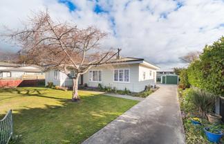 4 Simon Street, Feilding