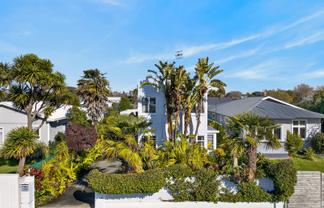170 Vigor Brown Street, Napier South