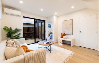 3B Towra Place, Botany Downs