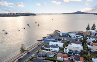 9 The Parade, Bucklands Beach