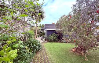 16 Lydia Avenue, Northcote