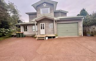 8B Fitzwilliam Drive, Torbay