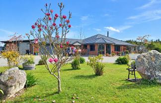 17 Gold Nugget Road, Marsden