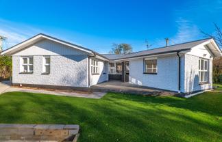 49 Torquay Place, Bryndwr