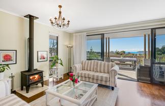 434 Whangaparaoa Road, Stanmore Bay