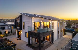 23 Defender Crescent, Beachlands