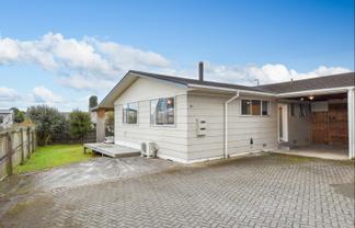 12B Amun Place, Pomare