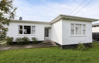 56 Iranui Road, Inner Kaiti