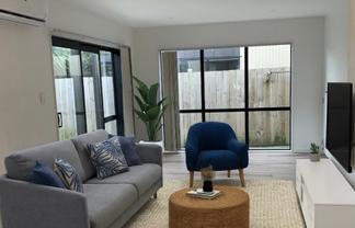 49 Black Beech Cres, Takanini