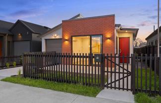 24 Taiheru Road, Papakura