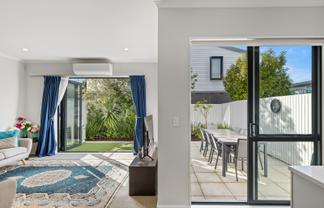 7 Whale Road, Mount Wellington