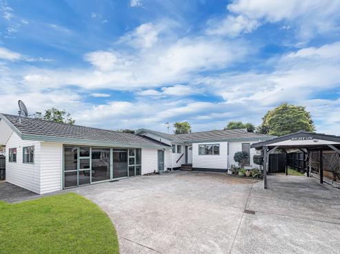 2/16 Airfield Road, Takanini