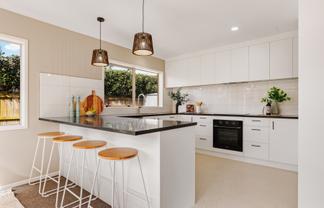 11 Waterford Park Drive, Papamoa