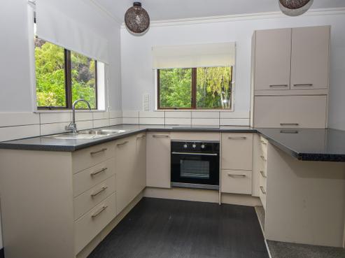 14 King Street, Carterton