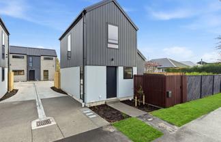 2/9 Frankleigh Street, SOMERFIELD