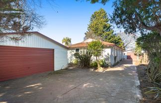 20 Saunders Place, Redwood
