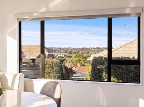 1/14 Kells Place, Botany Downs