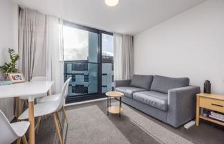17J/3 Whitaker Place, Auckland Central