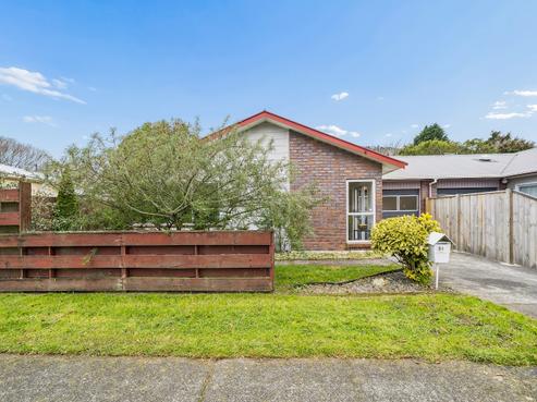 1A Wood Street, Wainuiomata