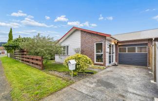 1A Wood Street, Wainuiomata