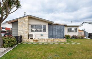 69 Alexander Avenue, Onekawa