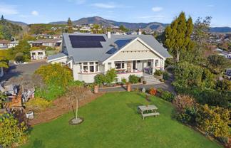 21 Douglas Road, Wakatu