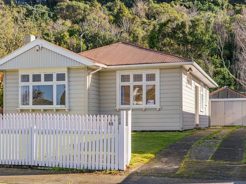 55 Pharazyn Street, Melling