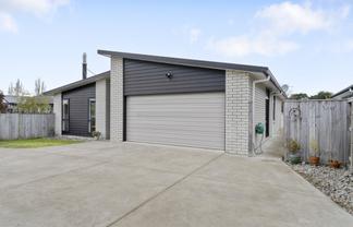 42 Feist Street, Carterton
