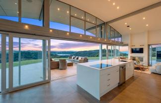 83 Jervis Road, Waiwera