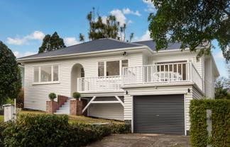7 Weston Avenue, Mount Albert