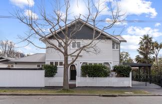 43 Tomes Road, Saint Albans