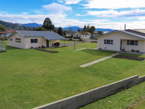 97 Broadway, Reefton