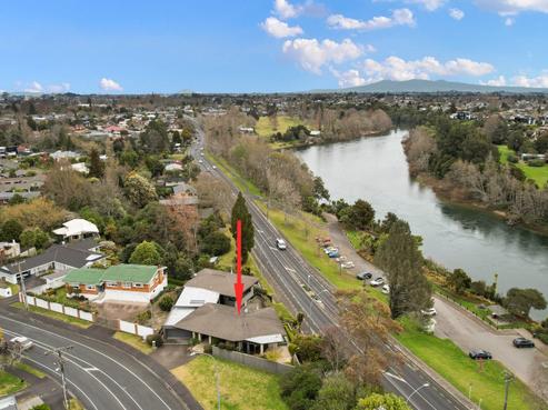 2 Comries Road, Chartwell